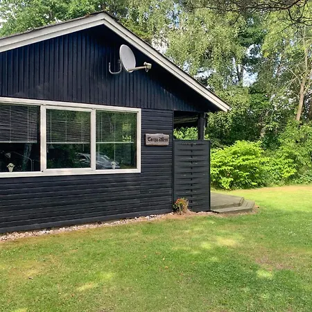 2 Bedroom Lovely In 锡尔克堡