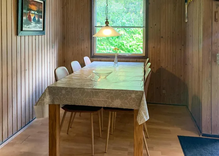 2 Bedroom Lovely In Nyaraló *