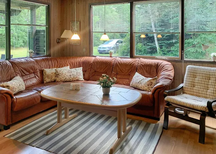 2 Bedroom Lovely In *